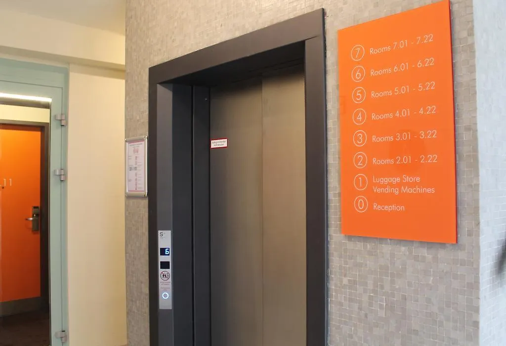 Easyhotel Frankfurt City Center-1